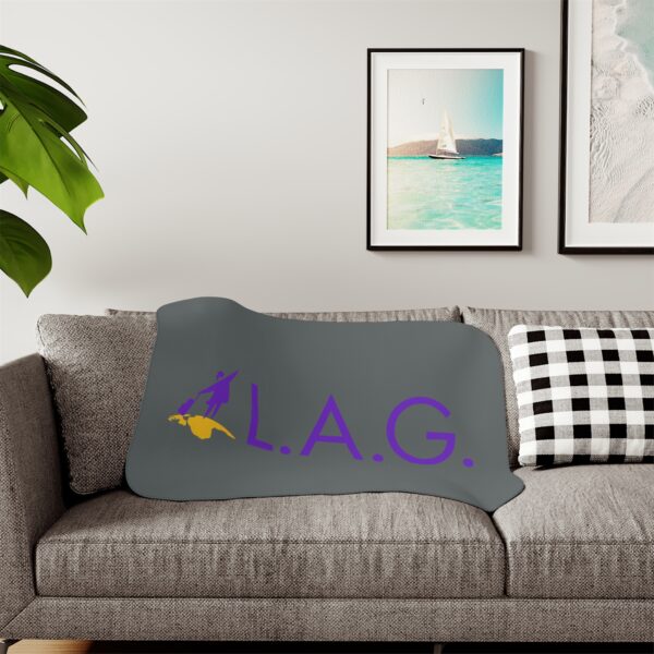 LAG LOGO Sherpa Blanket, Two Colors - Image 7